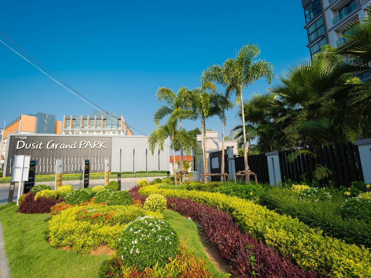 Appartement Dusit Grand Park à Jomtien Beach Extérieur photo